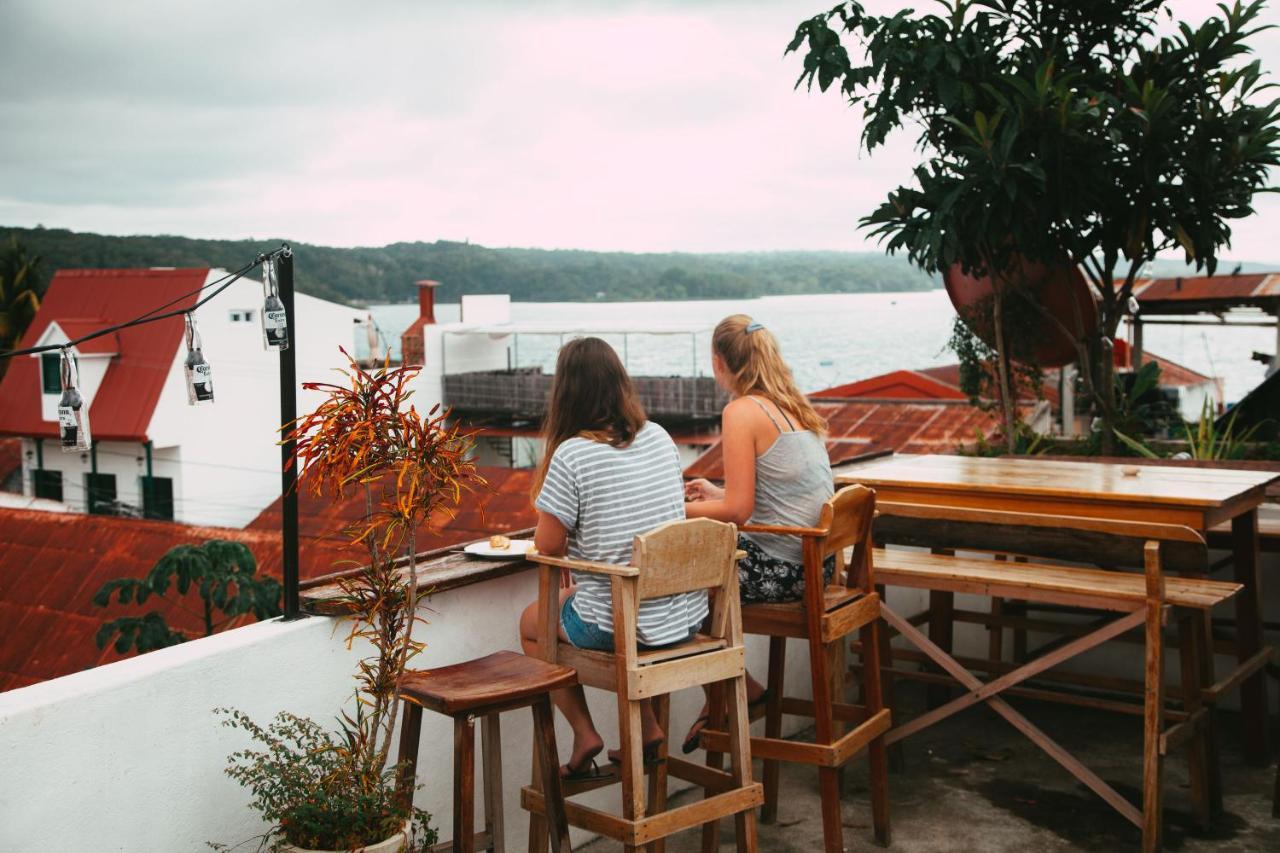 Tikal Backpackers Hostel Flores Luaran gambar