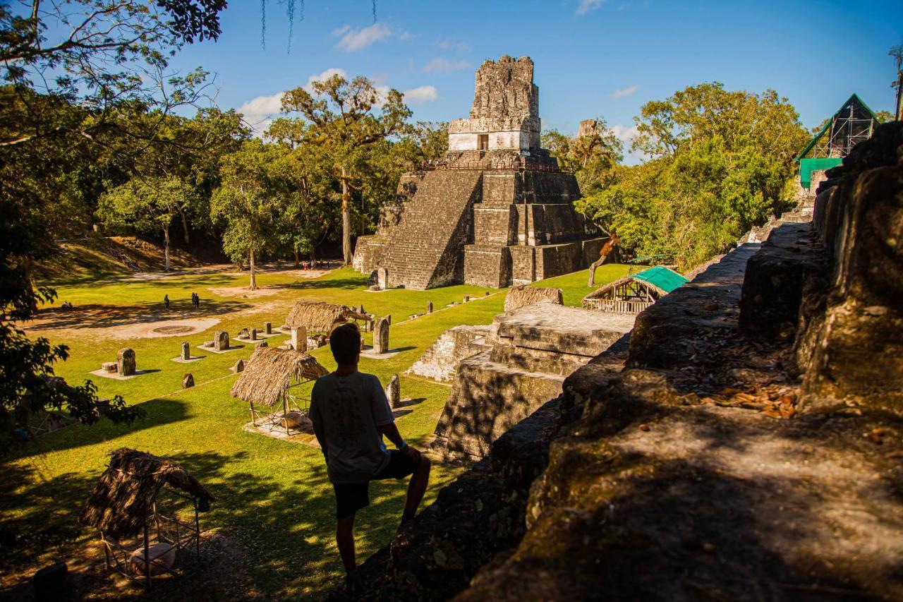 Tikal Backpackers Hostel Flores Luaran gambar